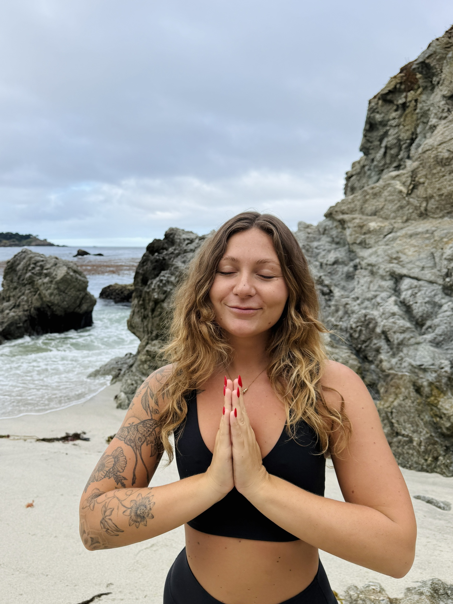Lauren Vanderwest hawaii yoga teacher