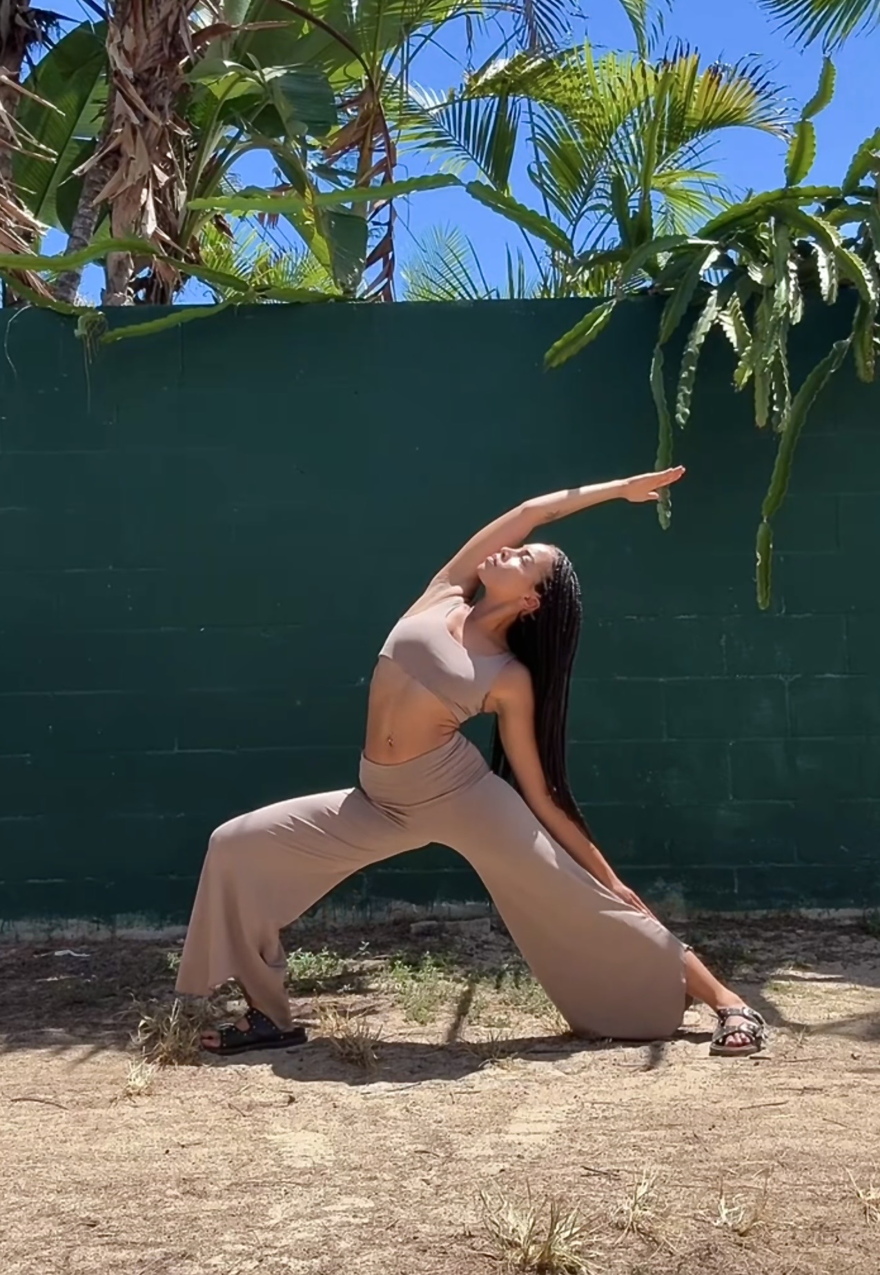 Raven Howard hawaii yoga teacher